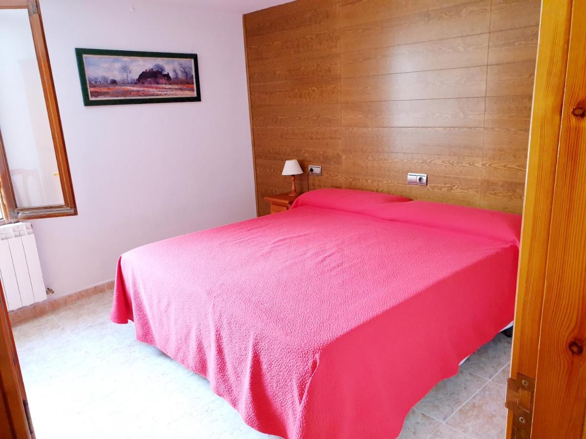 Apartamentos Casa Patro Tramacastilla de Tena Bagian luar foto